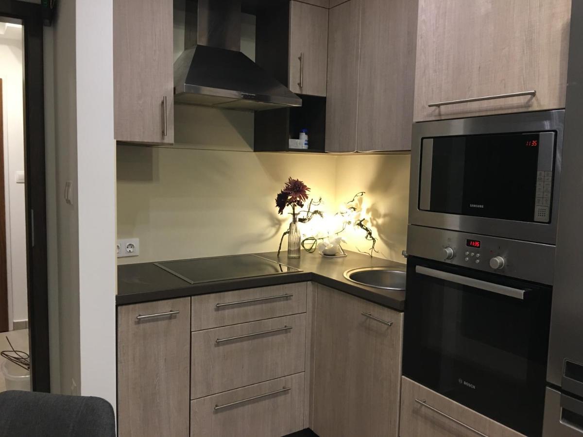 Home Apartment Sopron Bagian luar foto